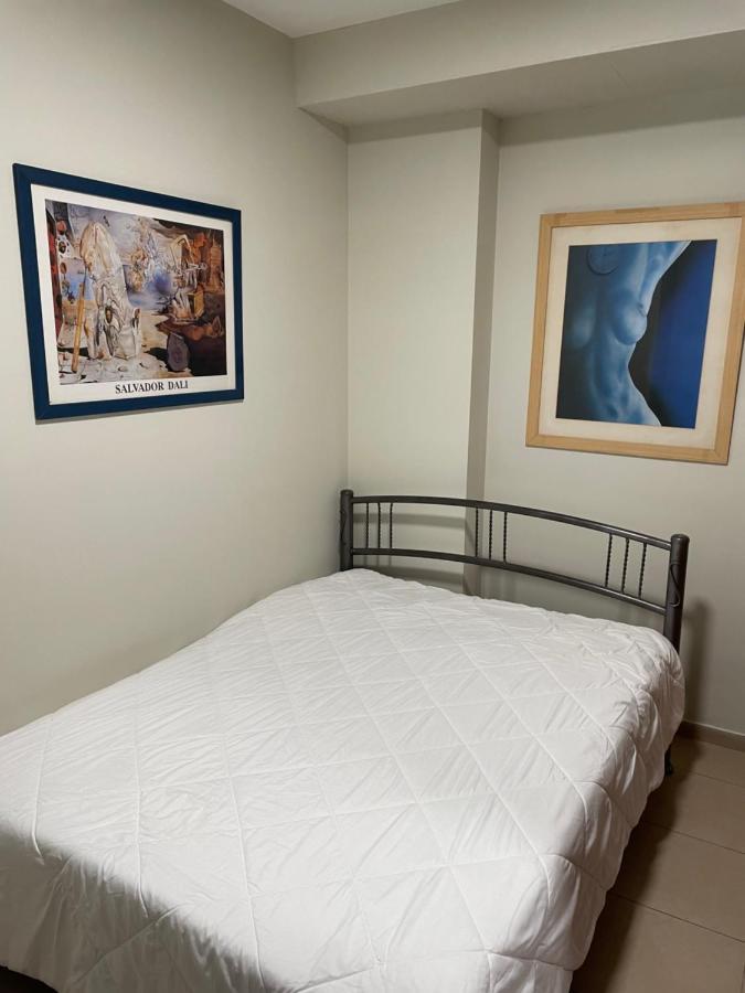 Isralux Apartments Bat Yam Extérieur photo