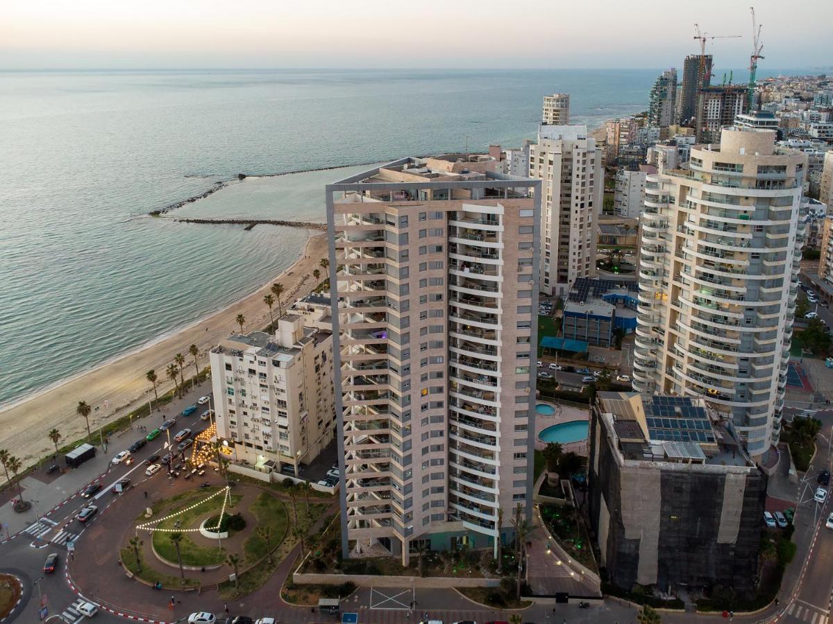 Isralux Apartments Bat Yam Extérieur photo