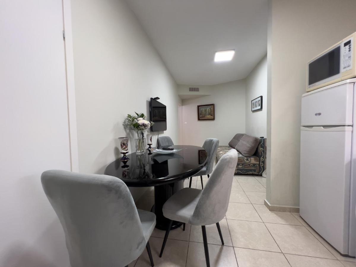 Isralux Apartments Bat Yam Extérieur photo